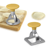 مجموعة مكابس رافيولي , فضي الاحجام: 5 سم ، 6 × 6 سم